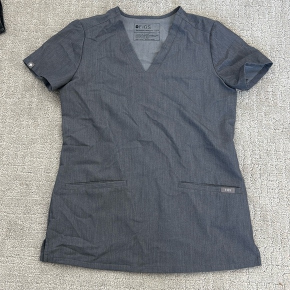 Figs “Casma” scrub top TECHNICAL V NECK  GRAPHITE grey gray 2453 - Picture 3 of 8